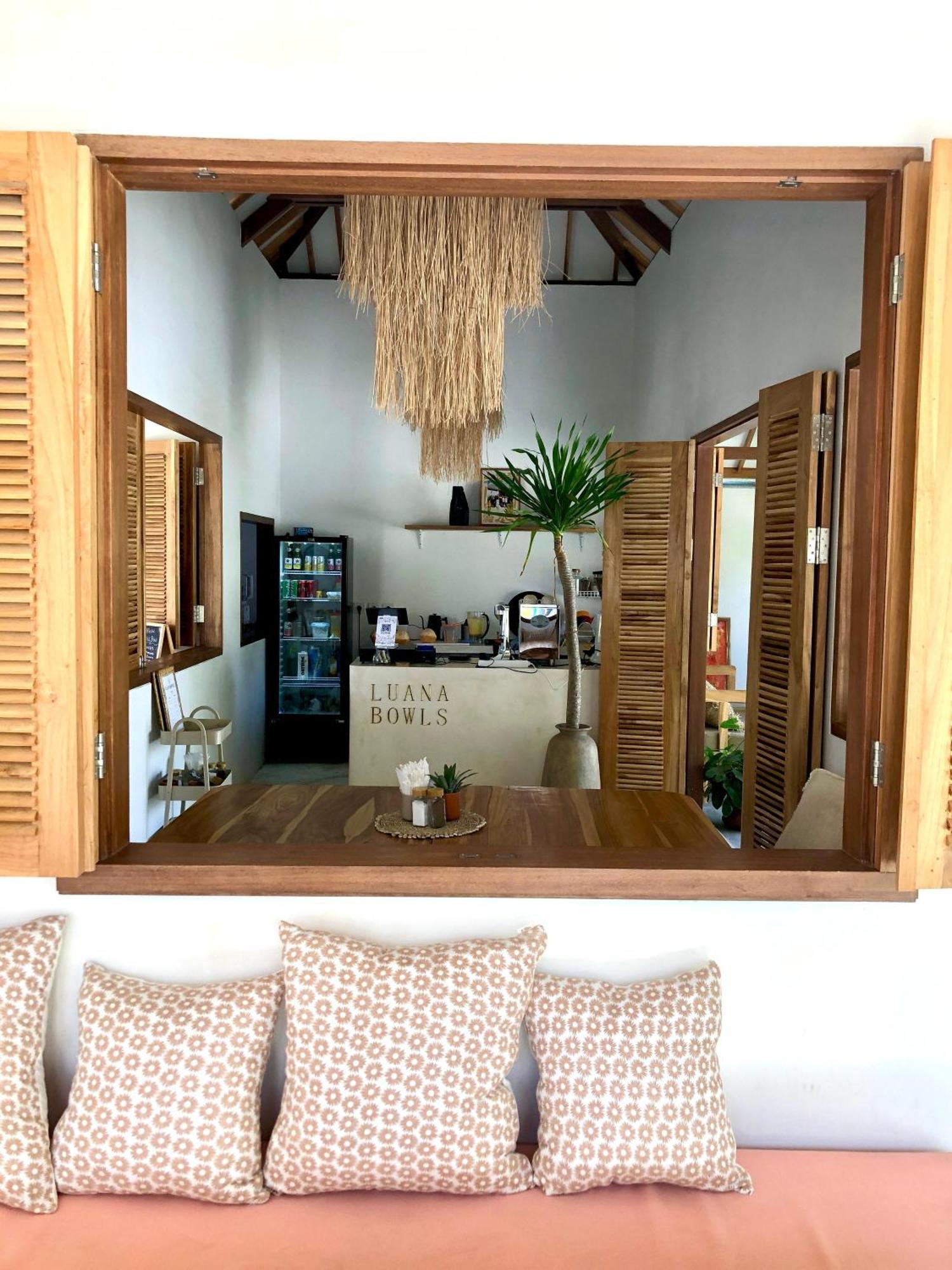 Luana Lombok Hotel Selong Belanak Exterior foto